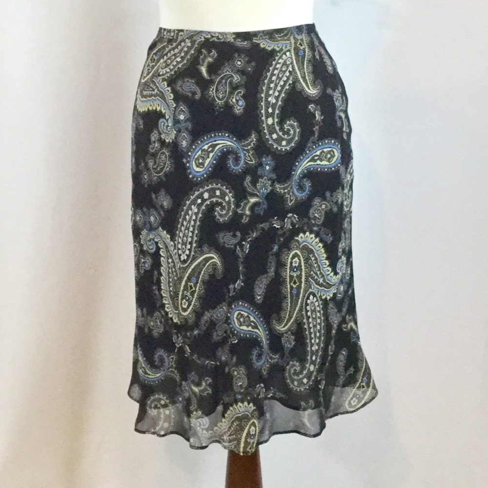 Ann Taylor sheer flowing skirt, w/100% silk lining